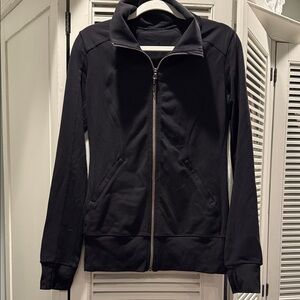 LuluLemon Women's Black Jacket Size 8